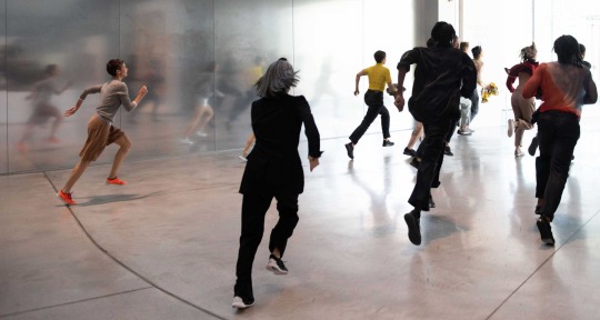 Louvre Lens : Anne Teresa De Keersmaeker takes over the Galerie du Temps